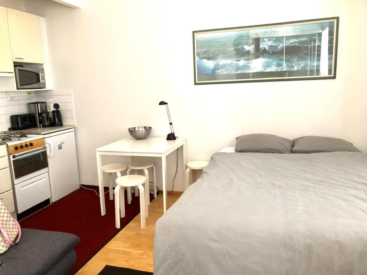 Sweet Studio City Center Toolonkatu Apartment Helsinki Exterior photo